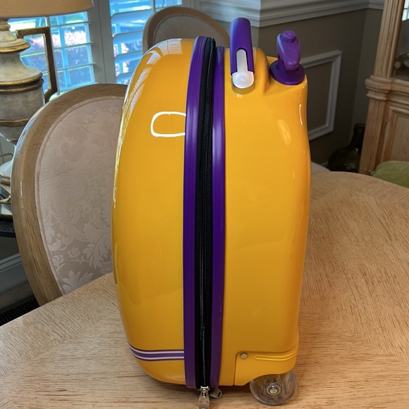 Heys Other Lakers Carryon Luggage By Heys Poshmark